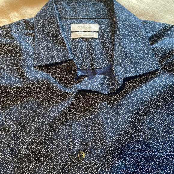 Calvin Klein Dress Shirt - Picture 2 of 3